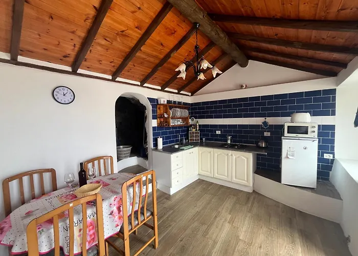 Apartament Chozos 1 *